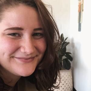 Meet your Posher, Leah